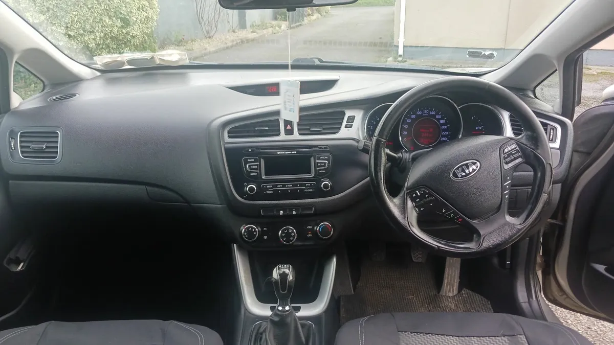 Kia Ceed 2012 - Image 4