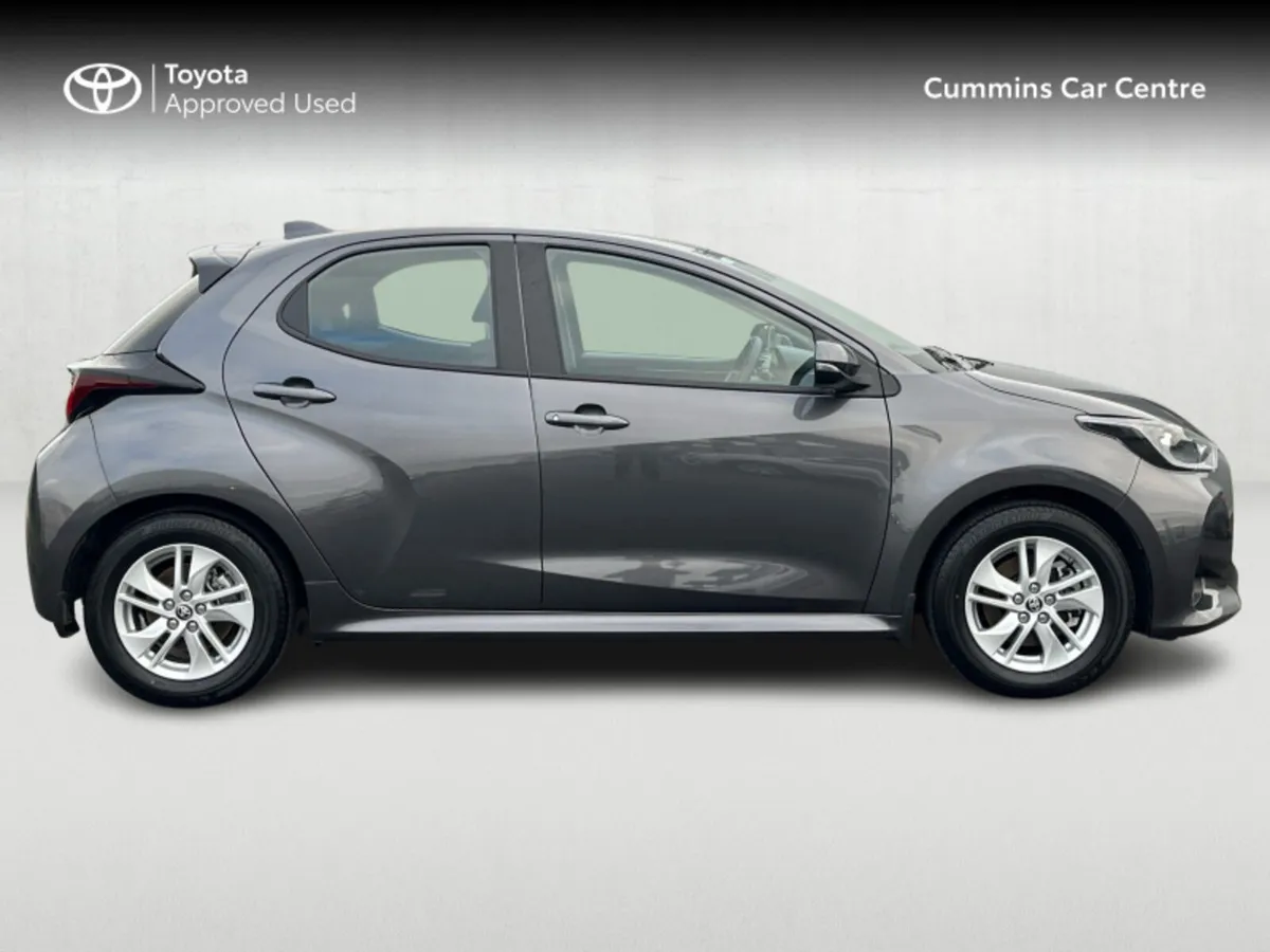 Toyota Yaris Yaris Hybrid 115 Luna - Image 3