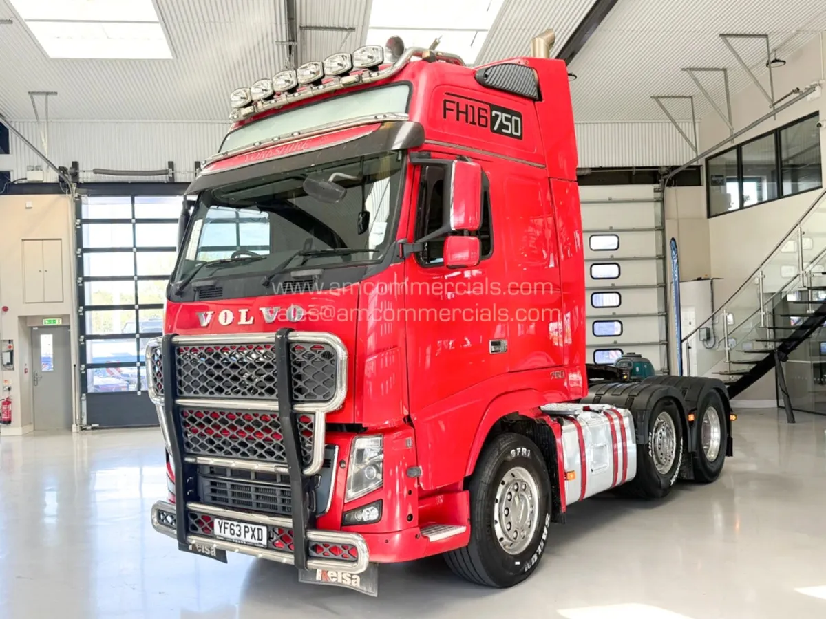 2013 (63) VOLVO FH16 750 GLOBETROTTER 6X2 - Image 2
