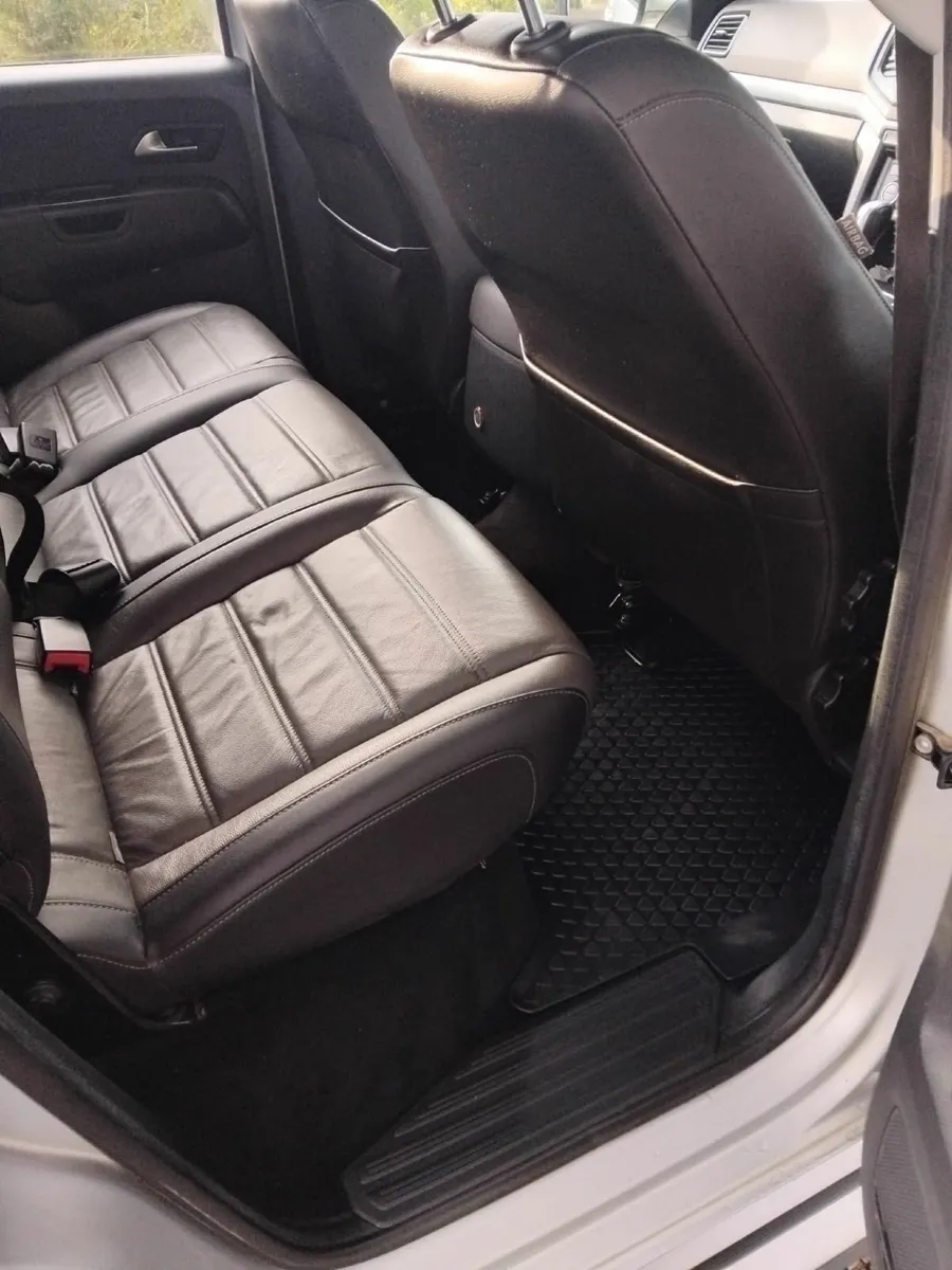 Volkswagen Amarok V6 DSG Auto 2018 - NO VAT - Image 3