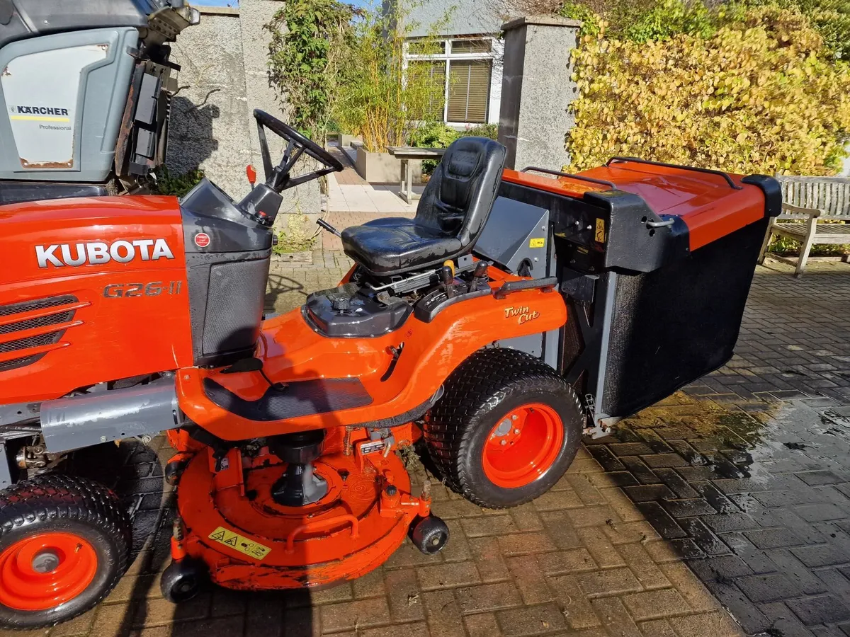 Kubota G26-II ride on mower lawnmower - Image 4