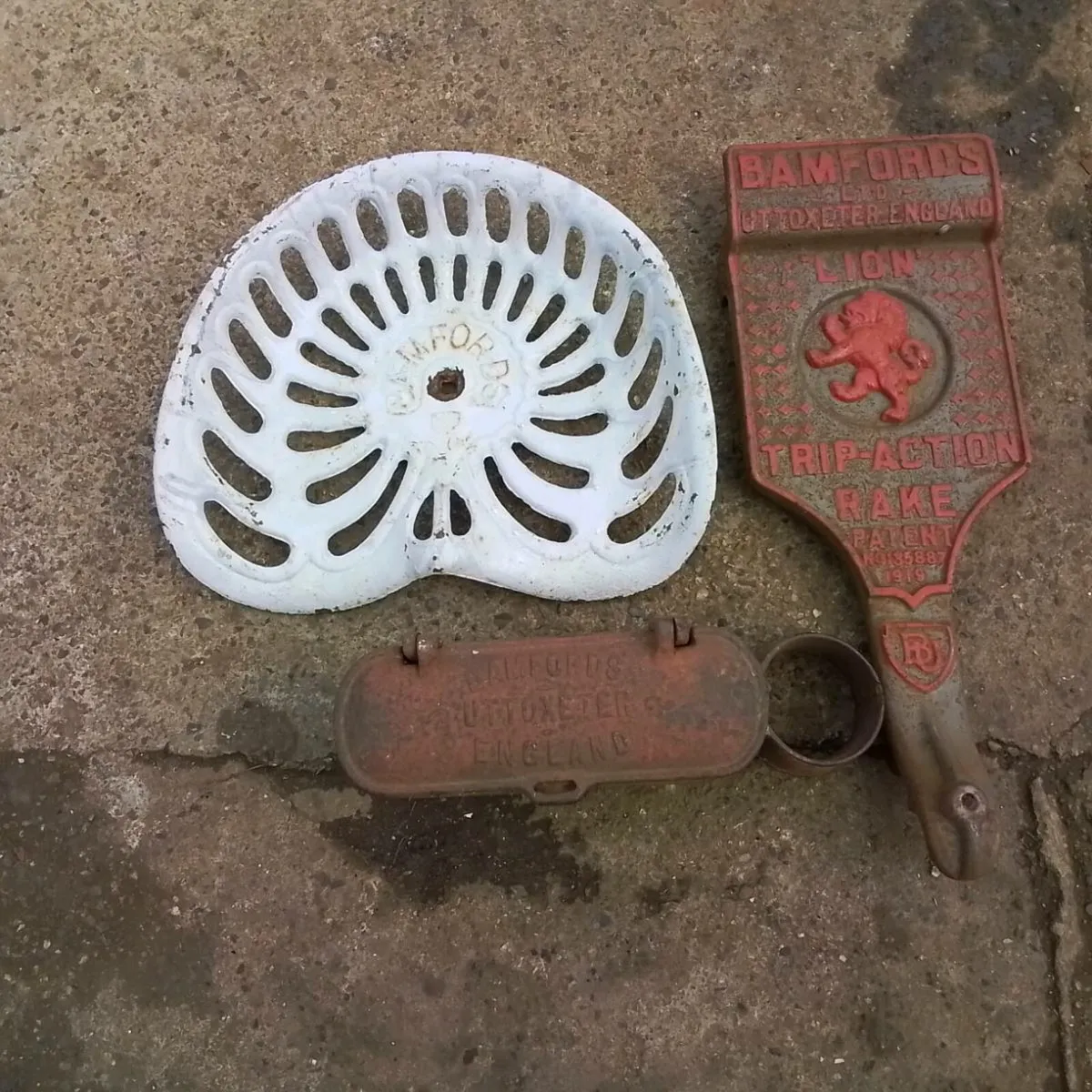 ANTIQUE AND COLLECTABLES