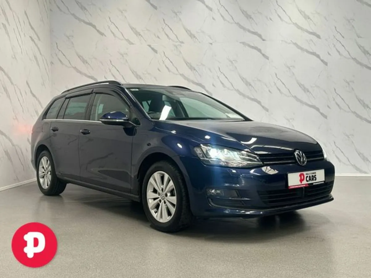 Volkswagen Golf Comfortline Auto Estate - Straight - Image 1