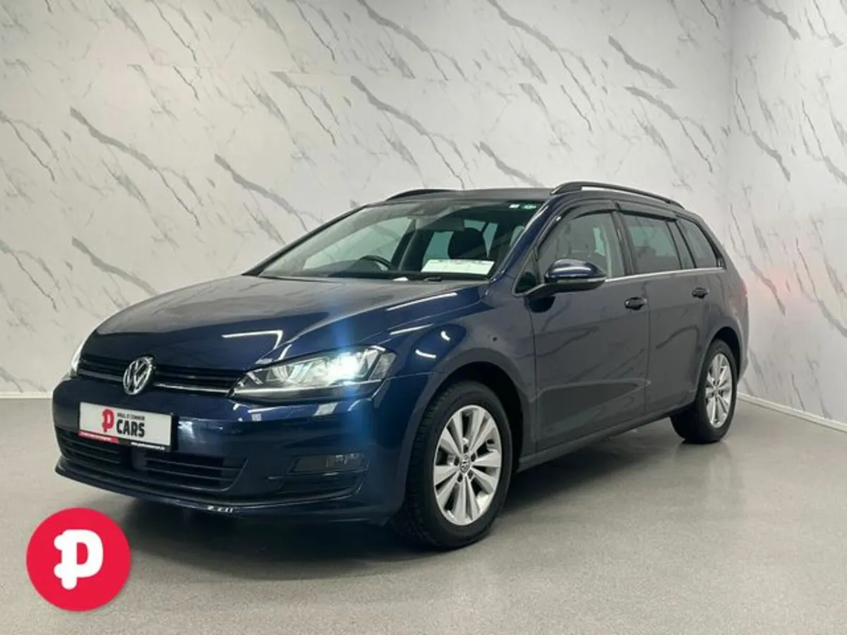Volkswagen Golf Comfortline Auto Estate - Straight - Image 3