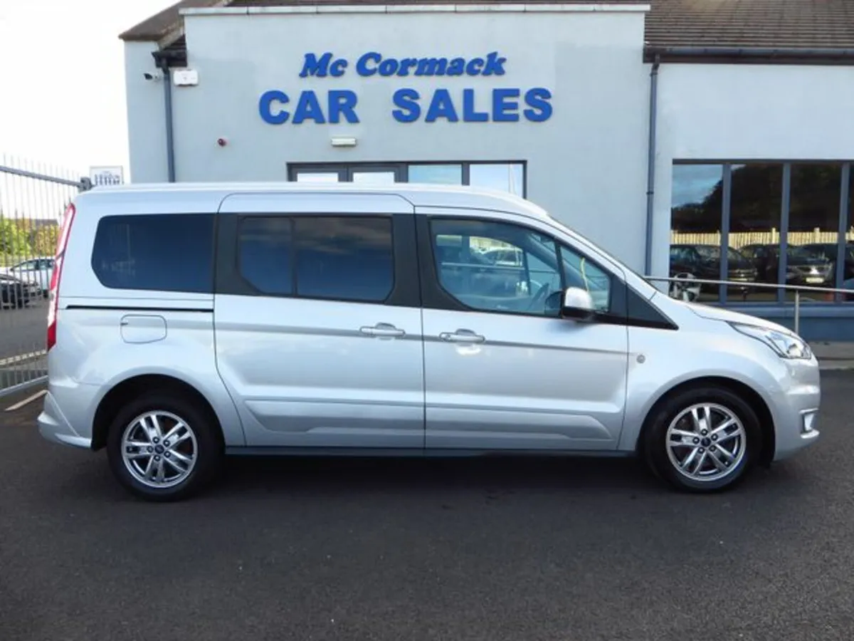 Ford Tourneo Connect GRAND TITANIUM TDCI - Image 2