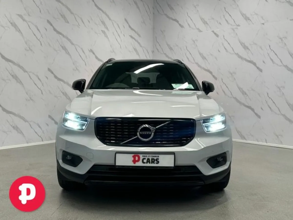 Volvo XC40 R-DESIGN RECHARGE T4 - Straight Sale Di - Image 2