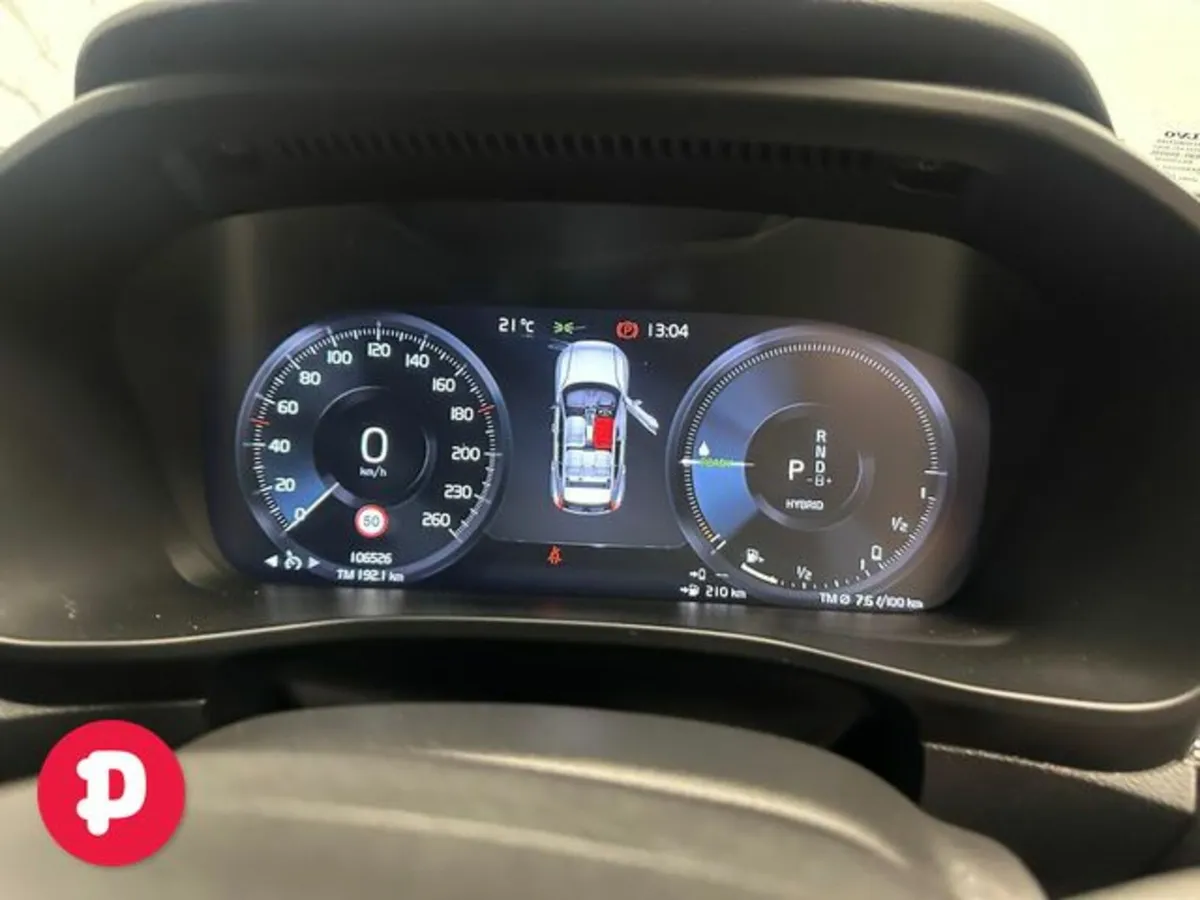 Volvo XC40 R-DESIGN RECHARGE T4 - Straight Sale Di - Image 4