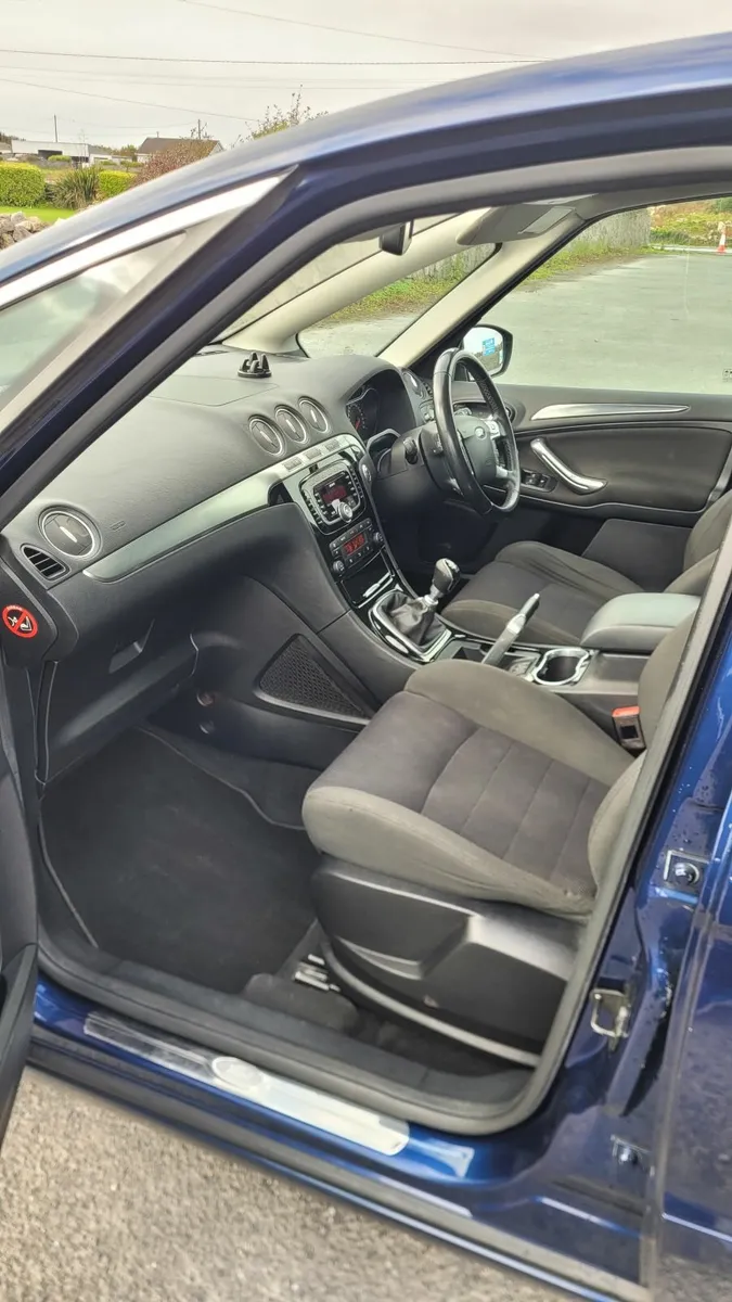 Ford S-Max 2012 - Image 1