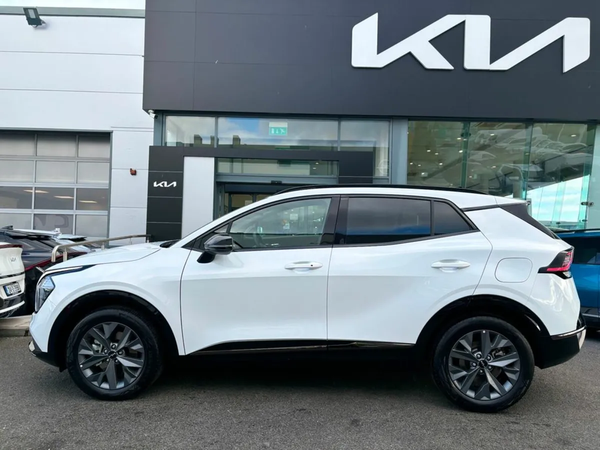 Kia Sportage 1.6 Hybrid (0% Finance available) - Image 4