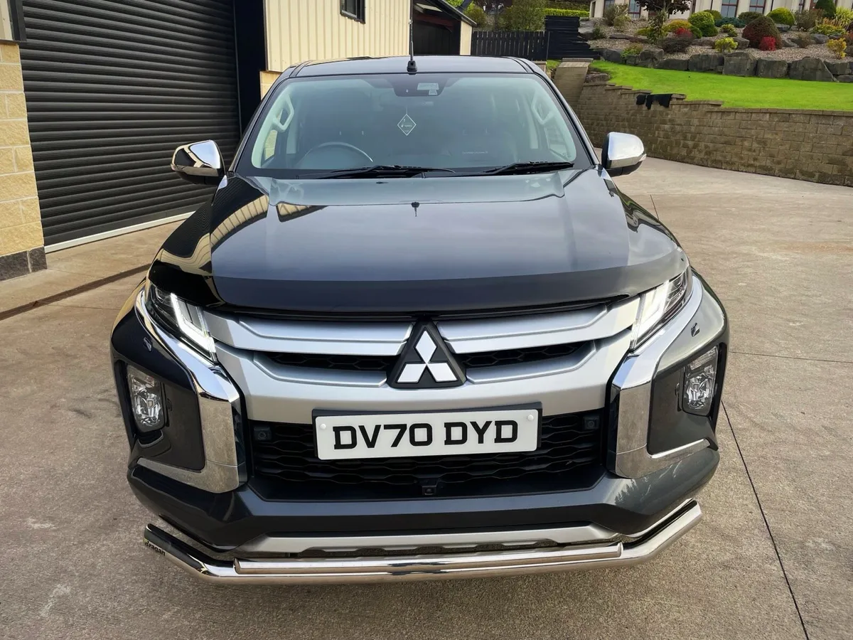 LATE 2020 MITSUBISHI L200 BARBARIAN X AUTO - Image 4