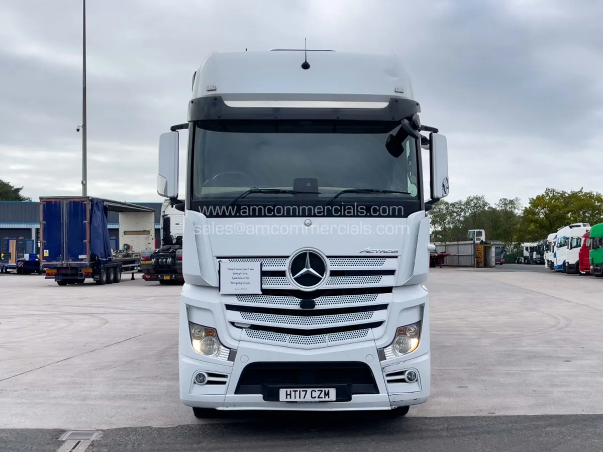 2017 (17) MERCEDES-BENZ ACTROS 2548 GIGASPACE CURT - Image 2