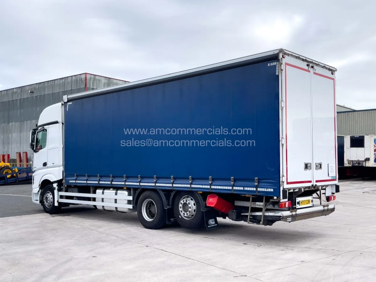 2017 (17) MERCEDES-BENZ ACTROS 2548 GIGASPACE CURT - Image 4