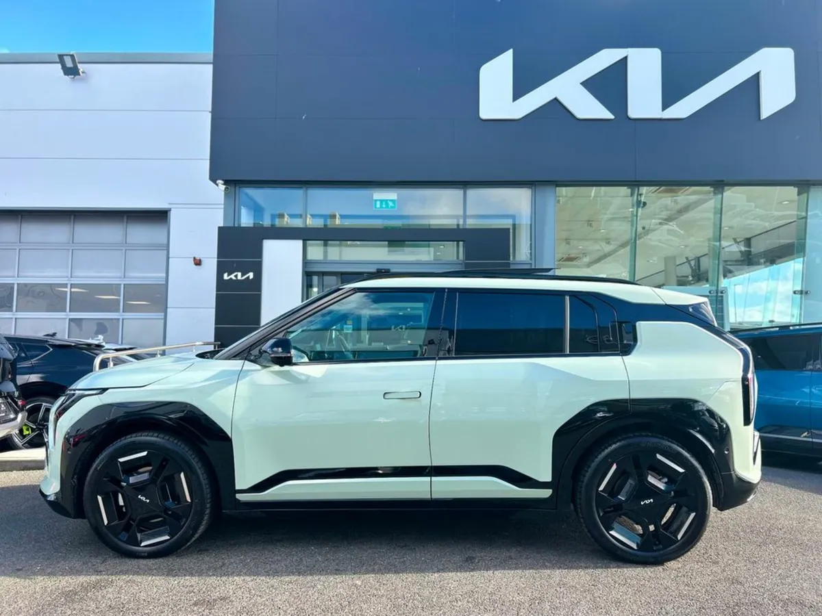Kia EV3 GT Line (585km range) - Image 3