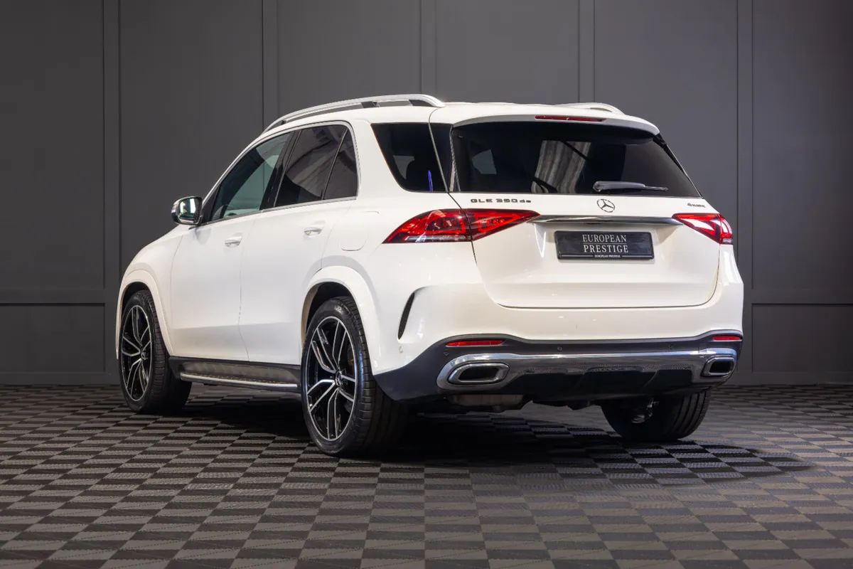 222 Mercedes-Benz GLE 350de AMG Line 4Matic - Image 4