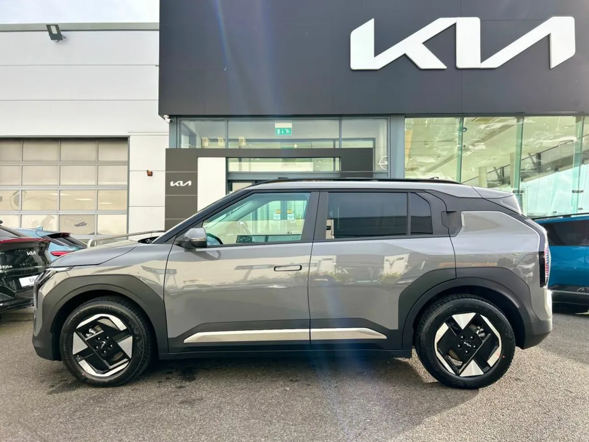 Kia EV3 Earth 2 (605km range) - Image 3