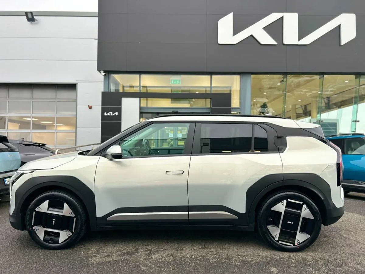Kia EV3 Earth 3 (585km range) - Image 3
