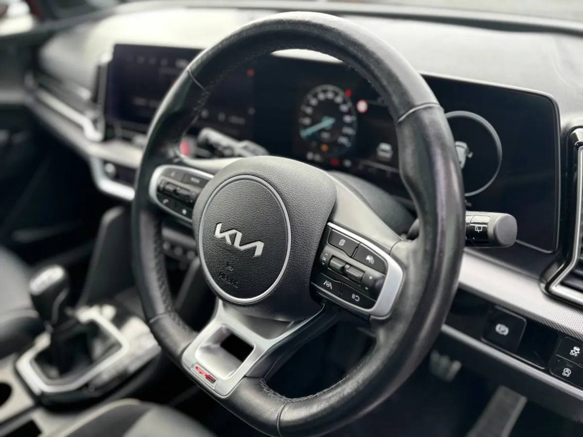 Kia Sportage 1.6 Diesel GT Line - Image 2