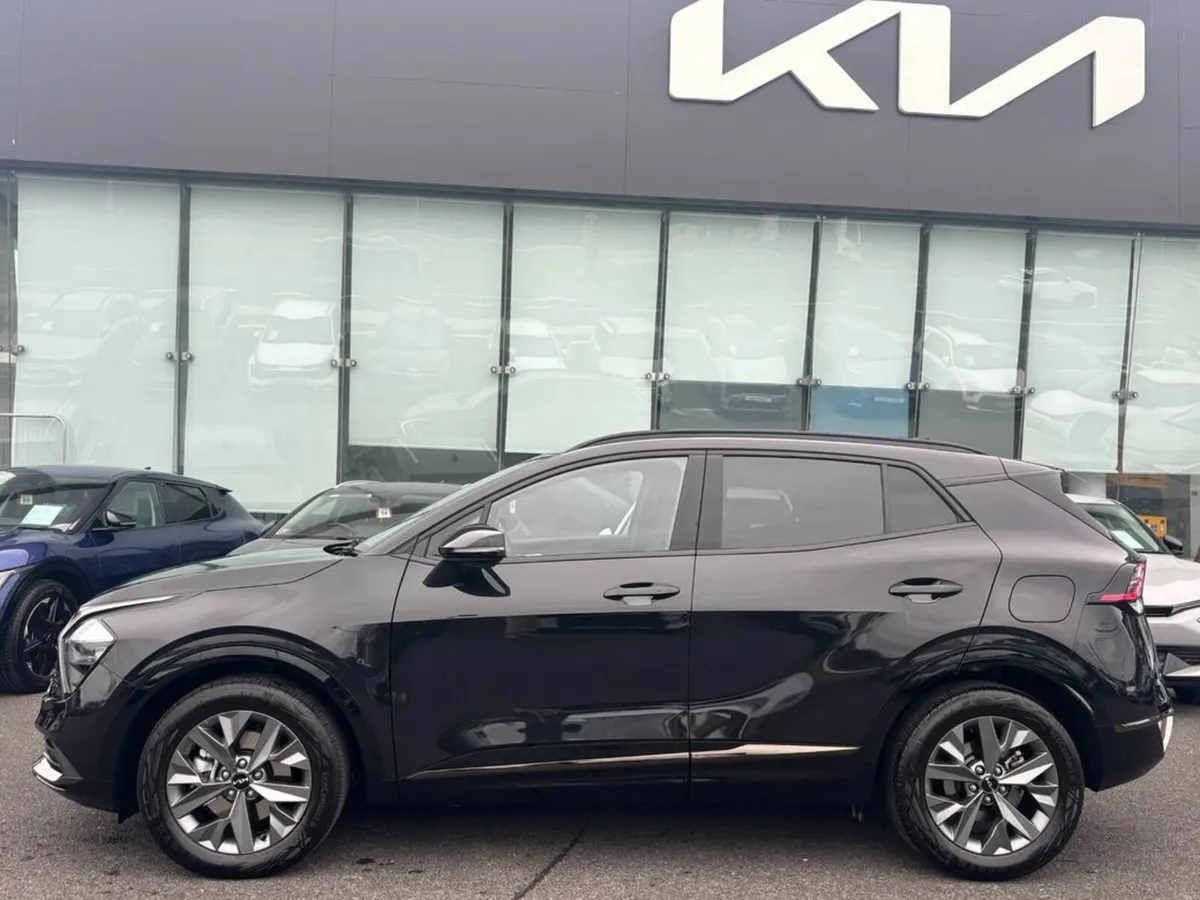 Kia Sportage 1.6 Hybrid Automatic - Image 3