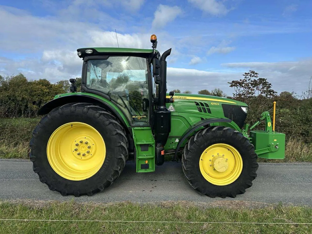 191 JOHN DEERE 6155R **50km/hr AutoQuad** - Image 1