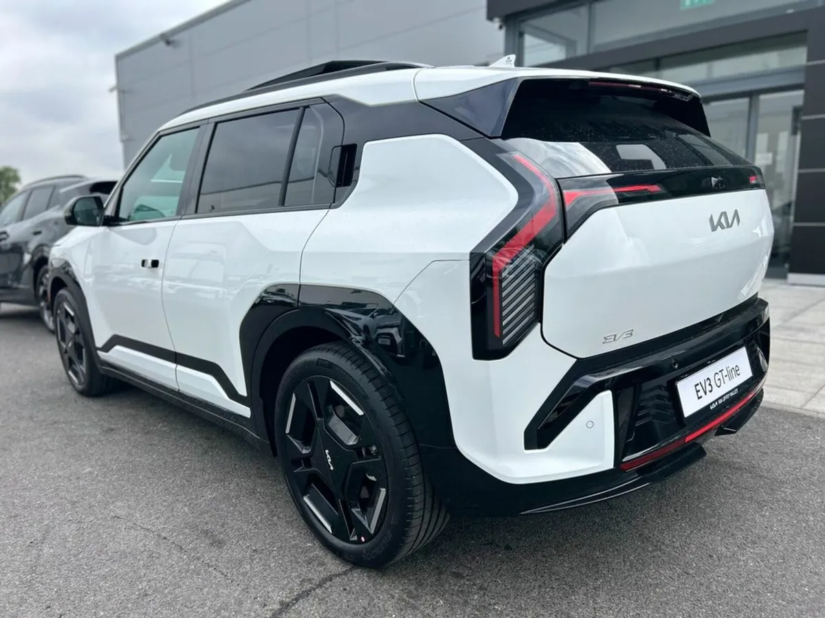 Kia EV3 GT Line (585km range) - Image 3