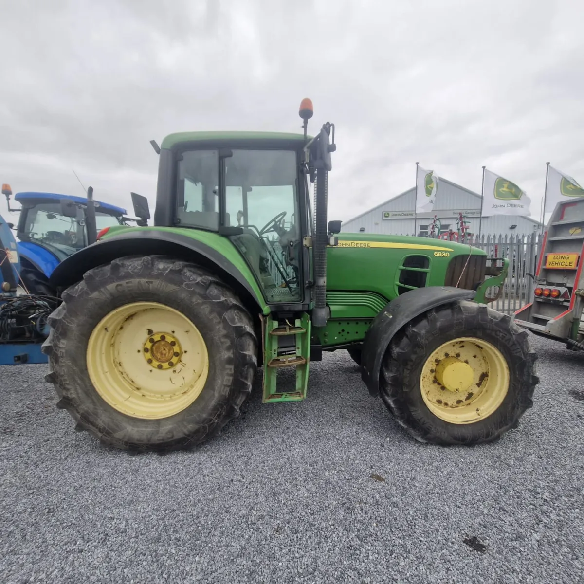 John Deere 6830 - Image 2