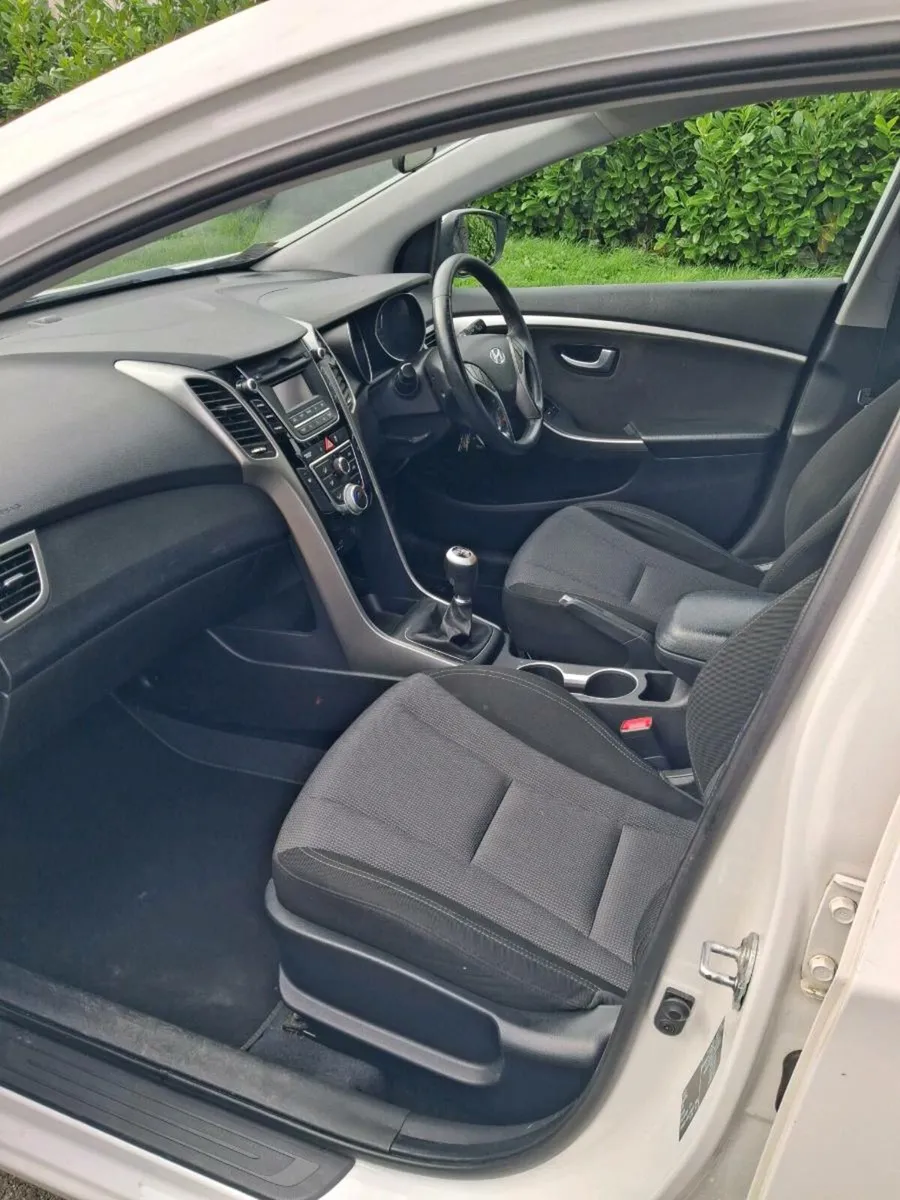 131 hyundai i30 - Image 2