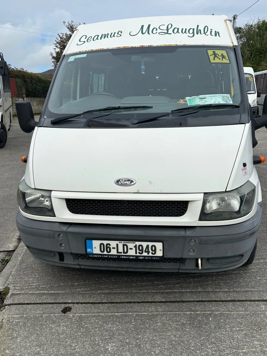 Bus - Image 3