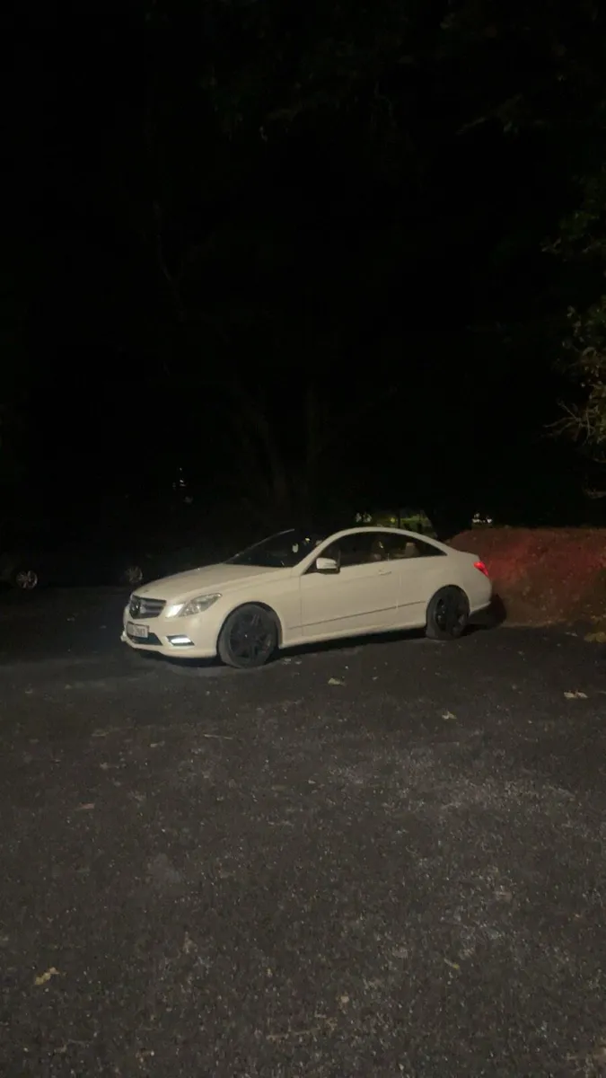 Mercedes e250 amg - Image 3