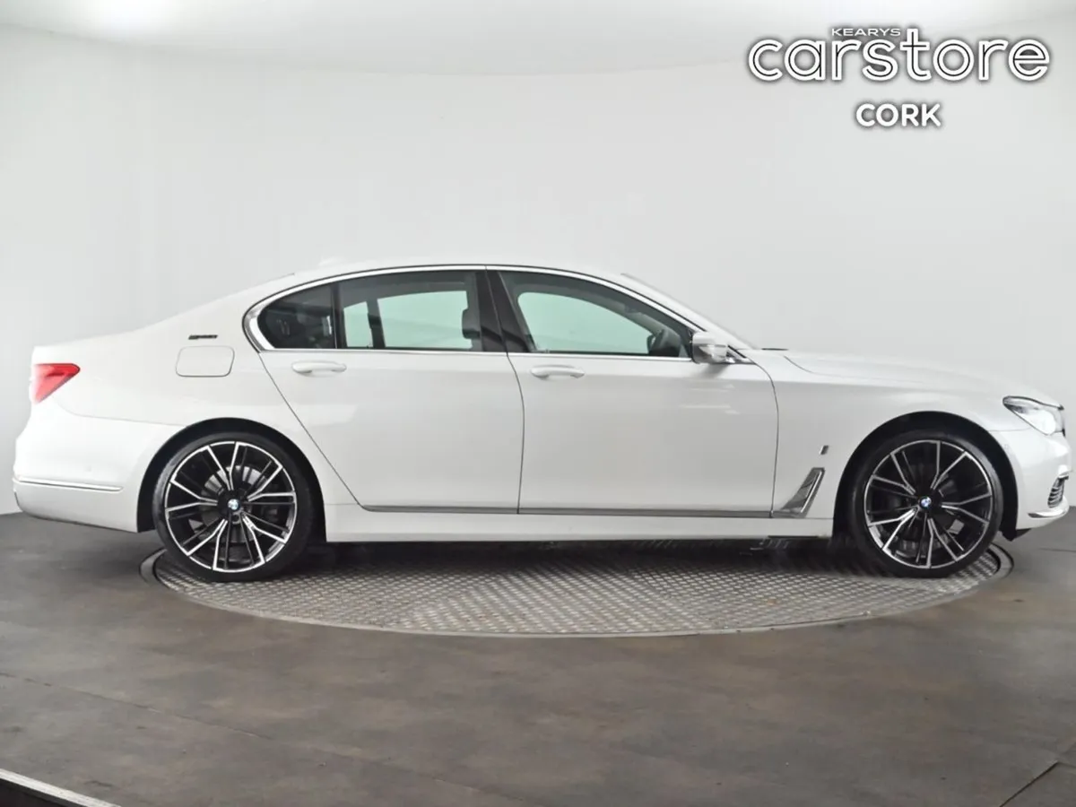 BMW 7 Series 740 740 E Dla-7d20 - Image 3