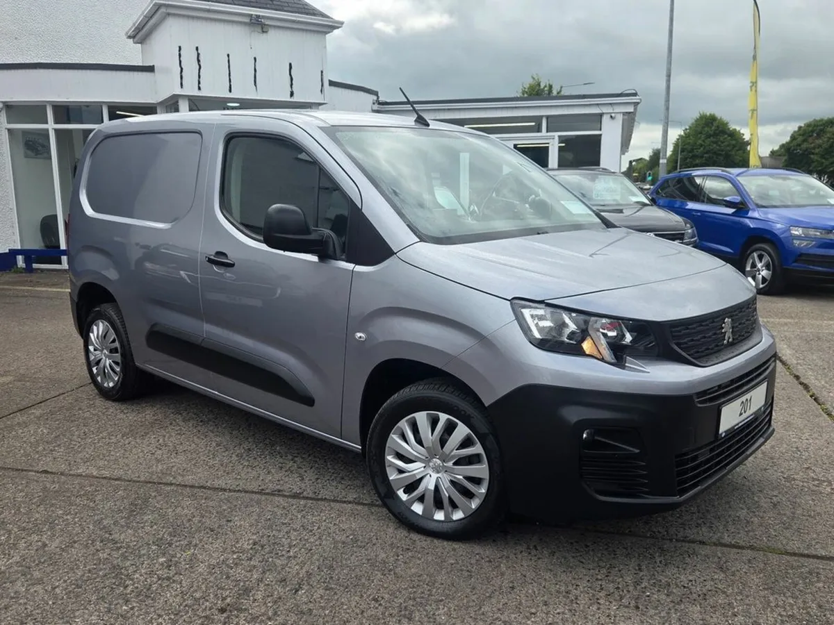 Peugeot Partner BLUEHDI PROFESSIONAL L1 - Image 1