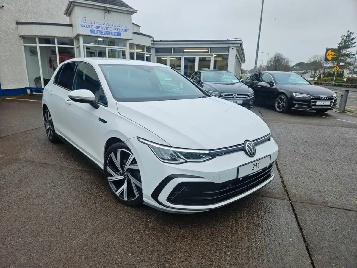 Volkswagen Golf R-LINE TSI - Image 2