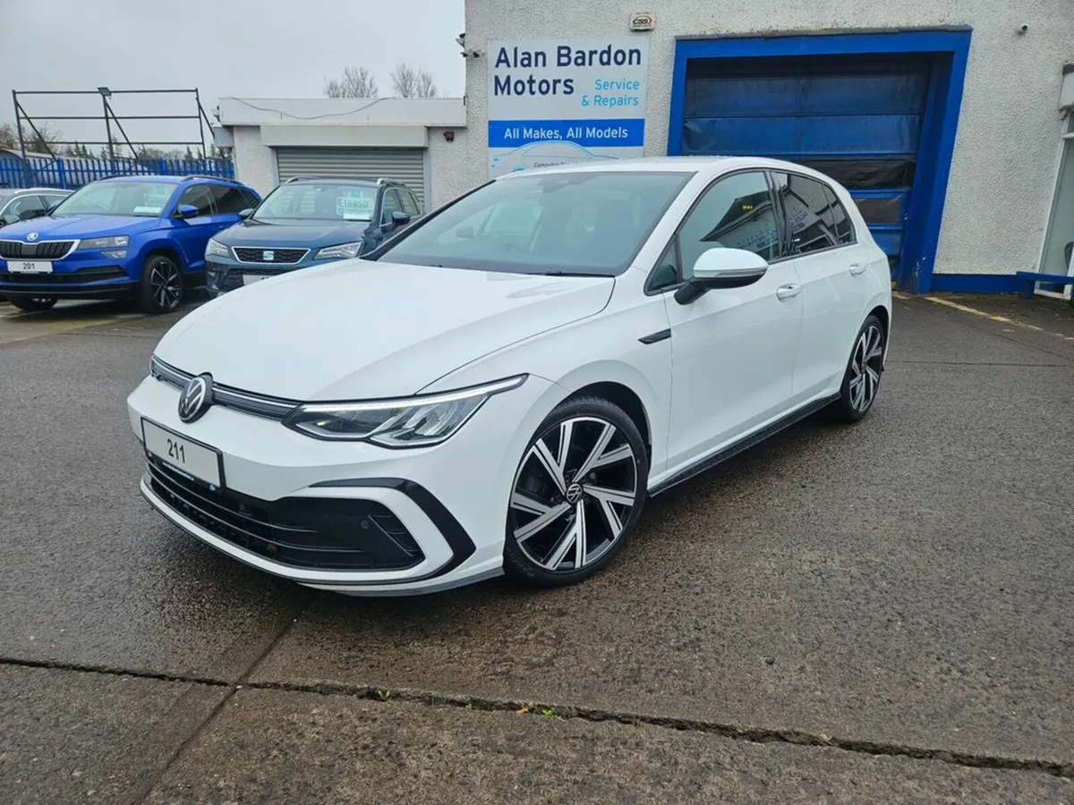 Volkswagen Golf R-LINE TSI - Image 3