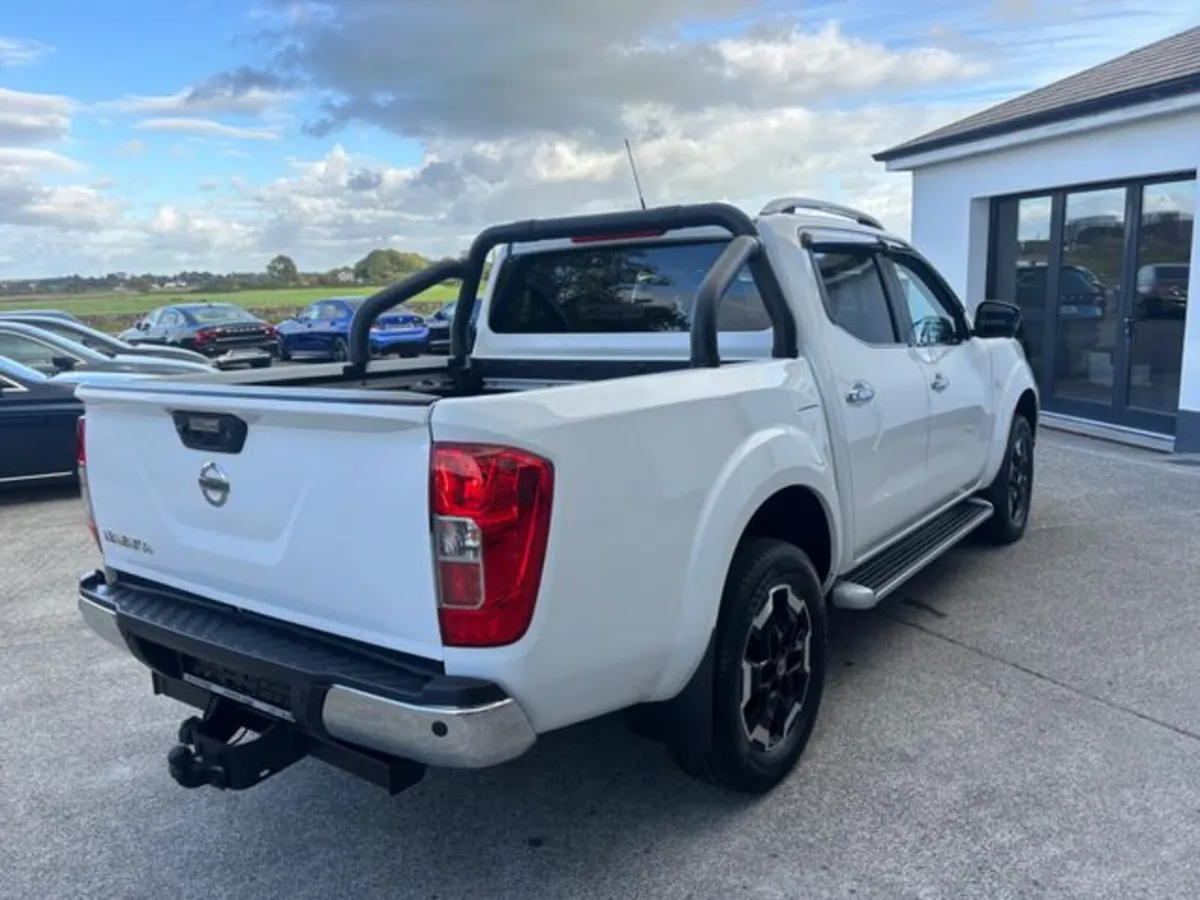 Nissan Navara DCI TEKNA SHR DCB - Image 4