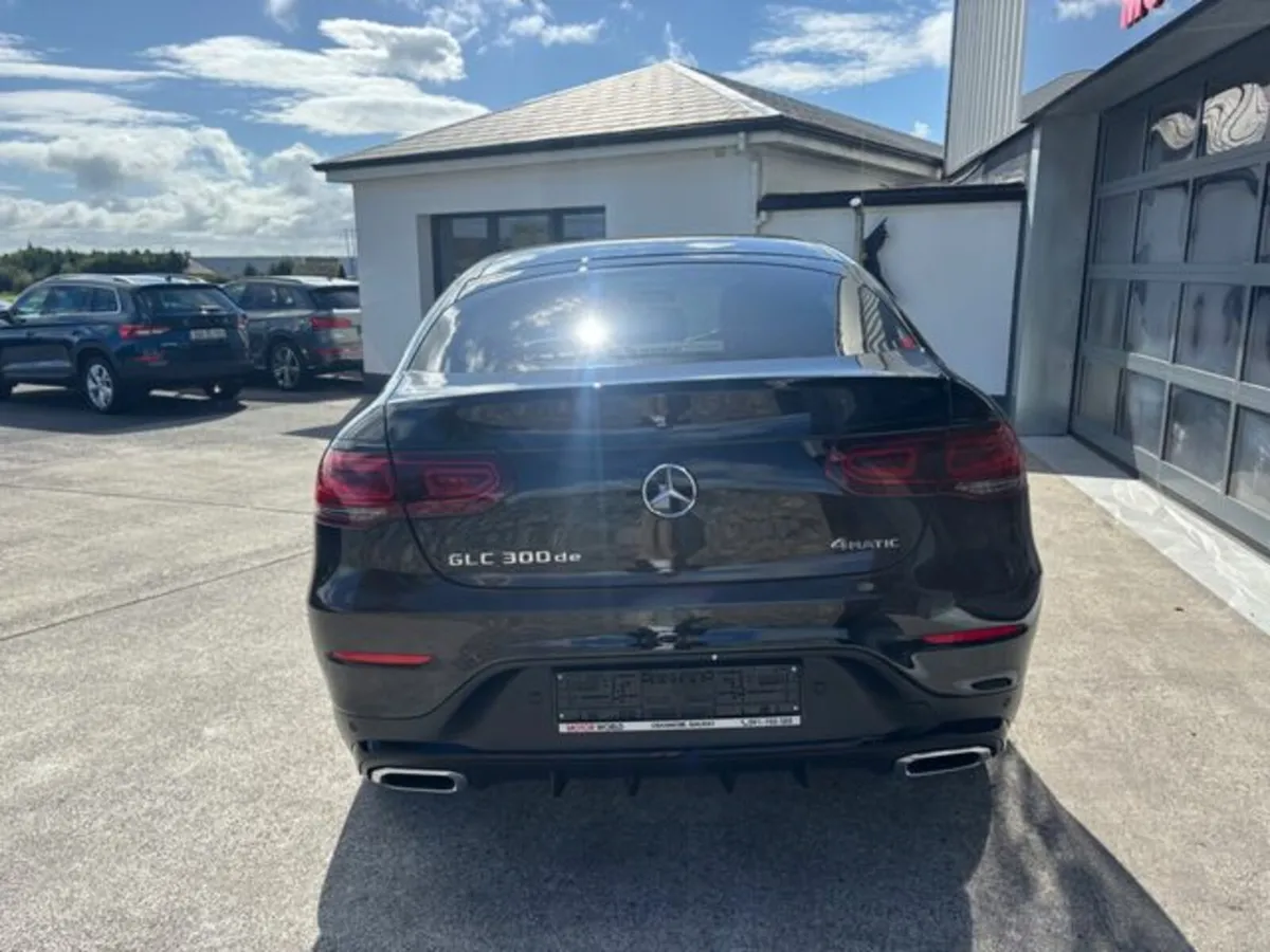Mercedes-Benz GLC GLC 300 DE 4 MATIC AMG LINE COUP - Image 3
