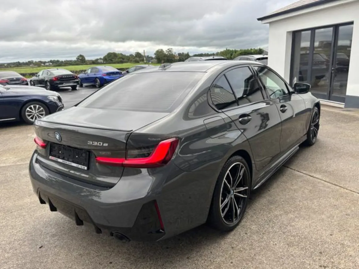 BMW 3-Series 330E M SPORT PRO & TECH PACK - Image 4