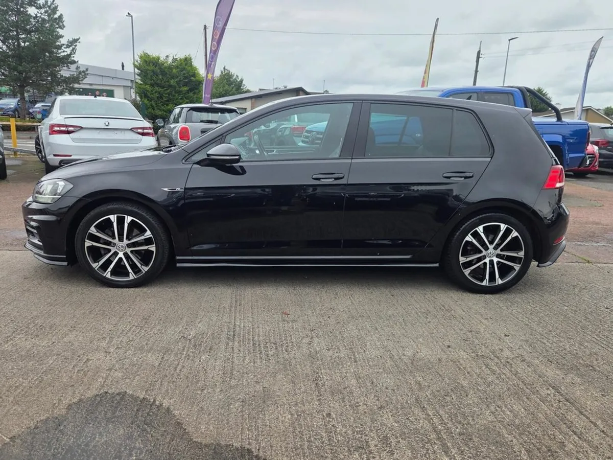 Volkswagen Golf 2.0 TDI R-line BMT 150PS 5DR - Image 4