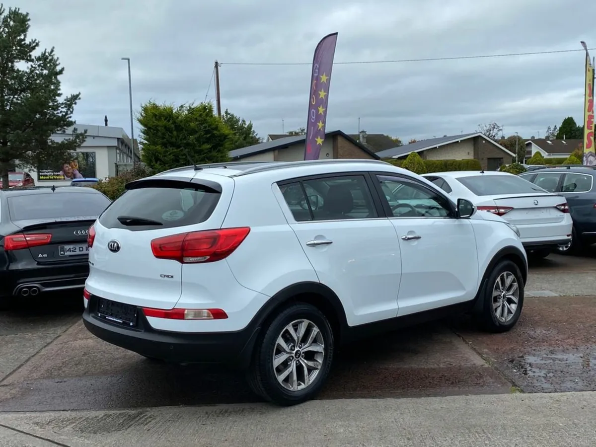Kia Sportage 1.7 Exls 4DR - Image 3