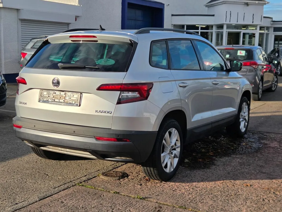 Skoda Karoq SE TECHNOLOGY TDI DSG - Image 4