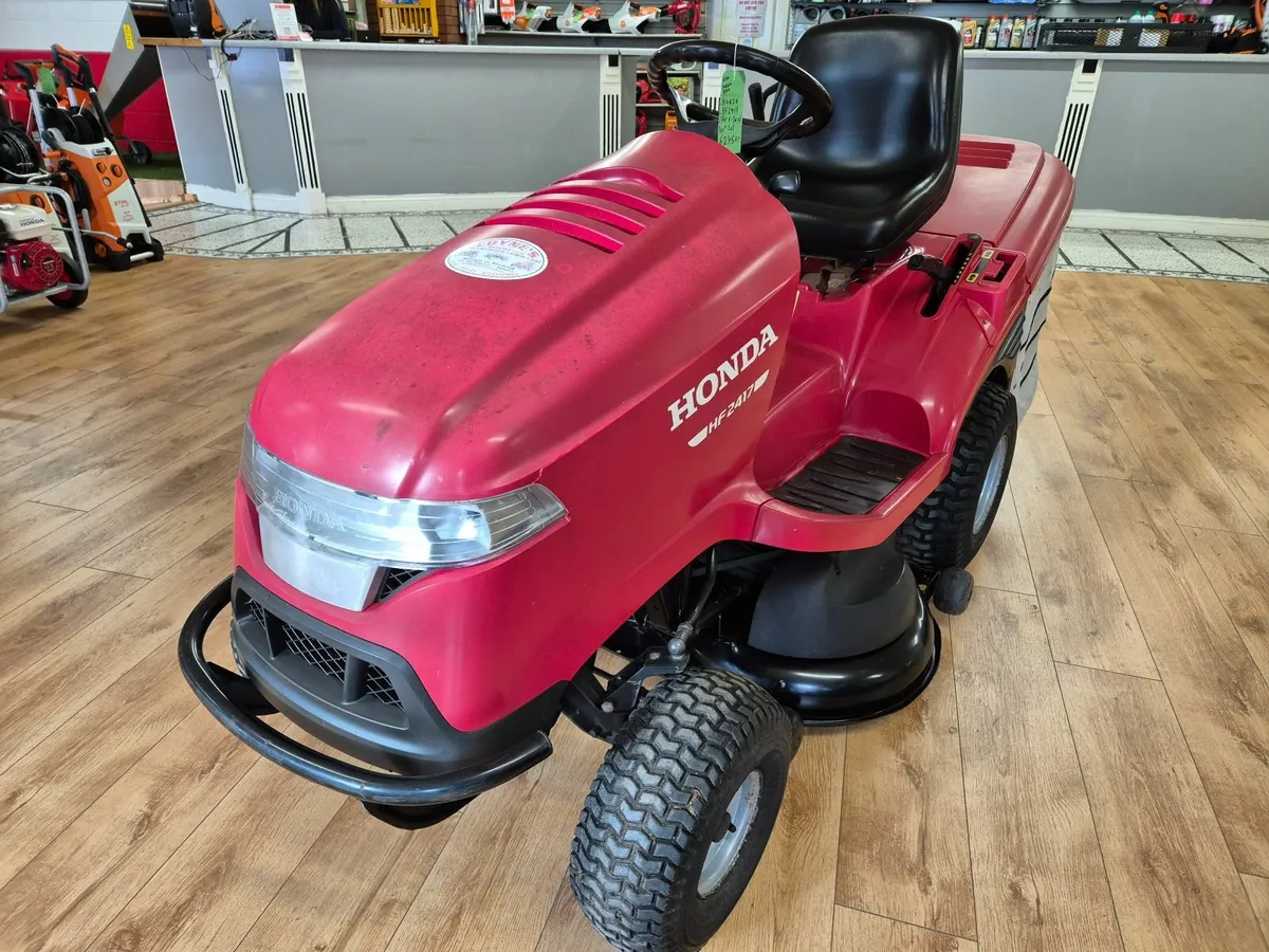 Honda HF2417 Ride On Tractor Lawn Mower - Image 3