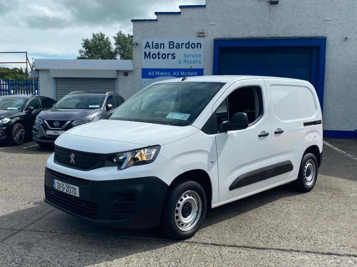 Peugeot Partner 1.5 Blue HDI 75 Panelled 6.2 3 - Image 2