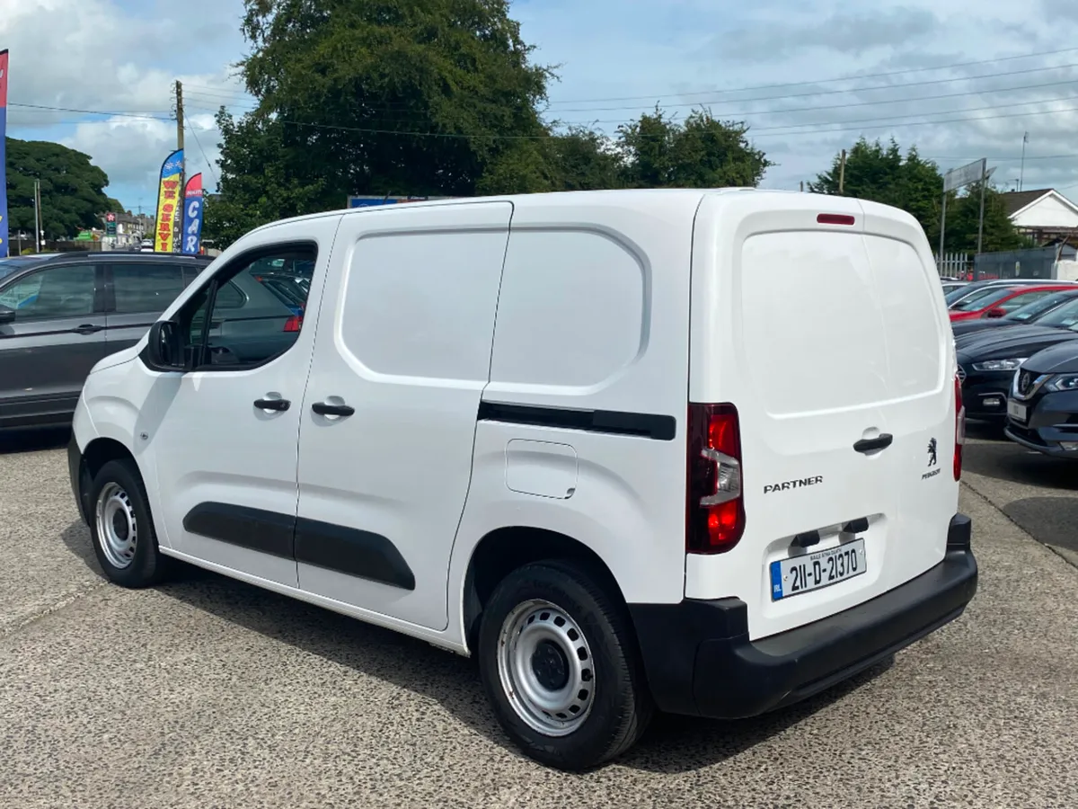 Peugeot Partner 1.5 Blue HDI 75 Panelled 6.2 3 - Image 4