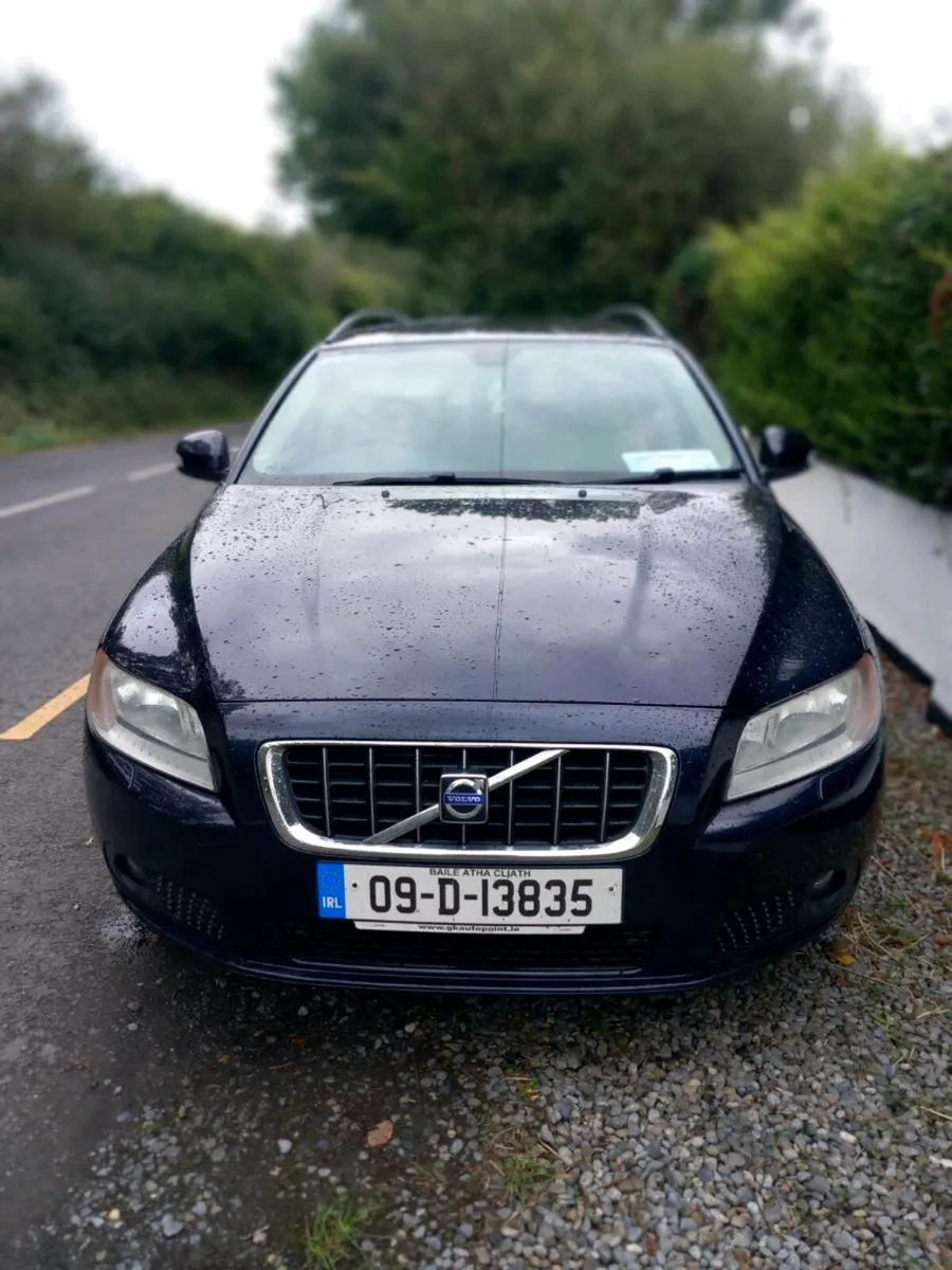 Car - Image 1