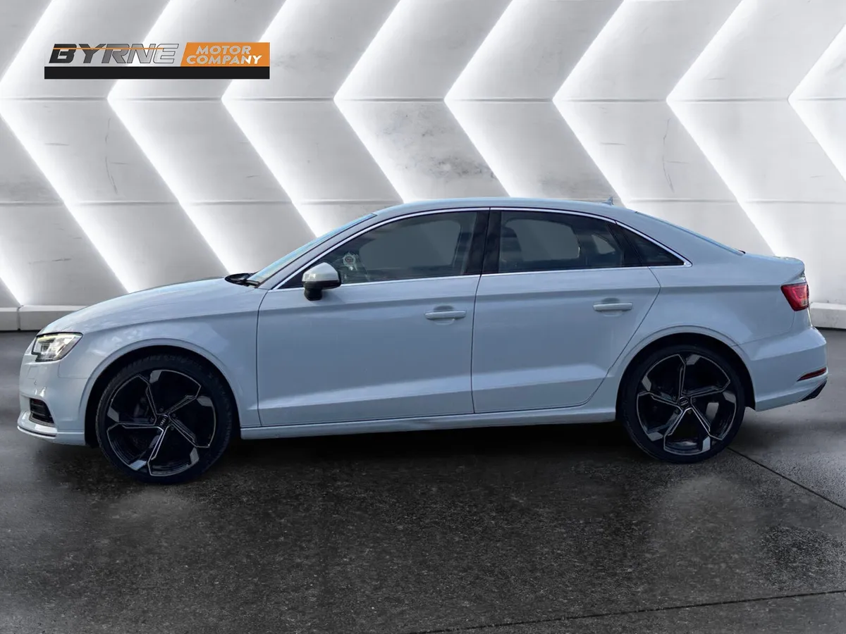 AUDI A3 SALOON 1.4 TFSI AUTO 2018 - Image 2