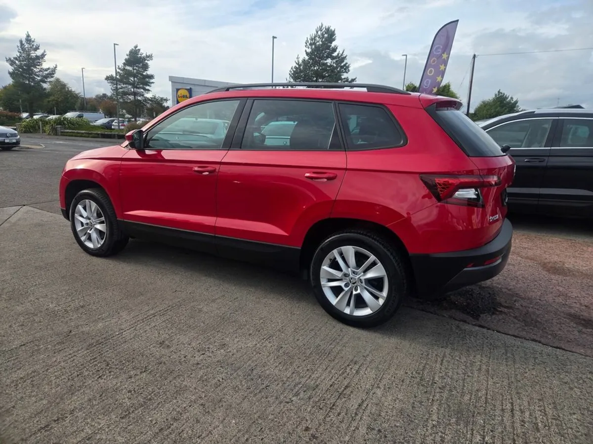 Skoda Karoq SE TECHNOLOGY TDI DSG - Image 4