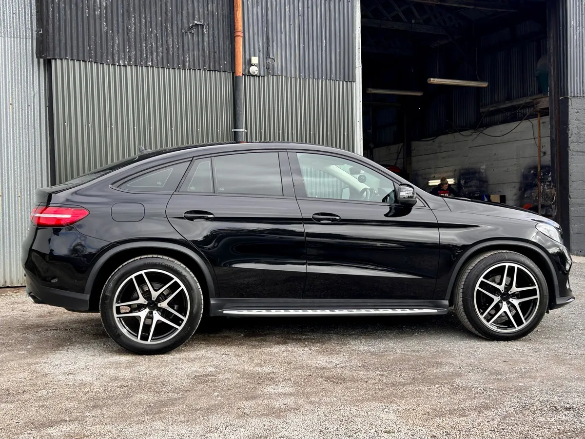 Mercedes Benz GLE 350d AMG - Image 4