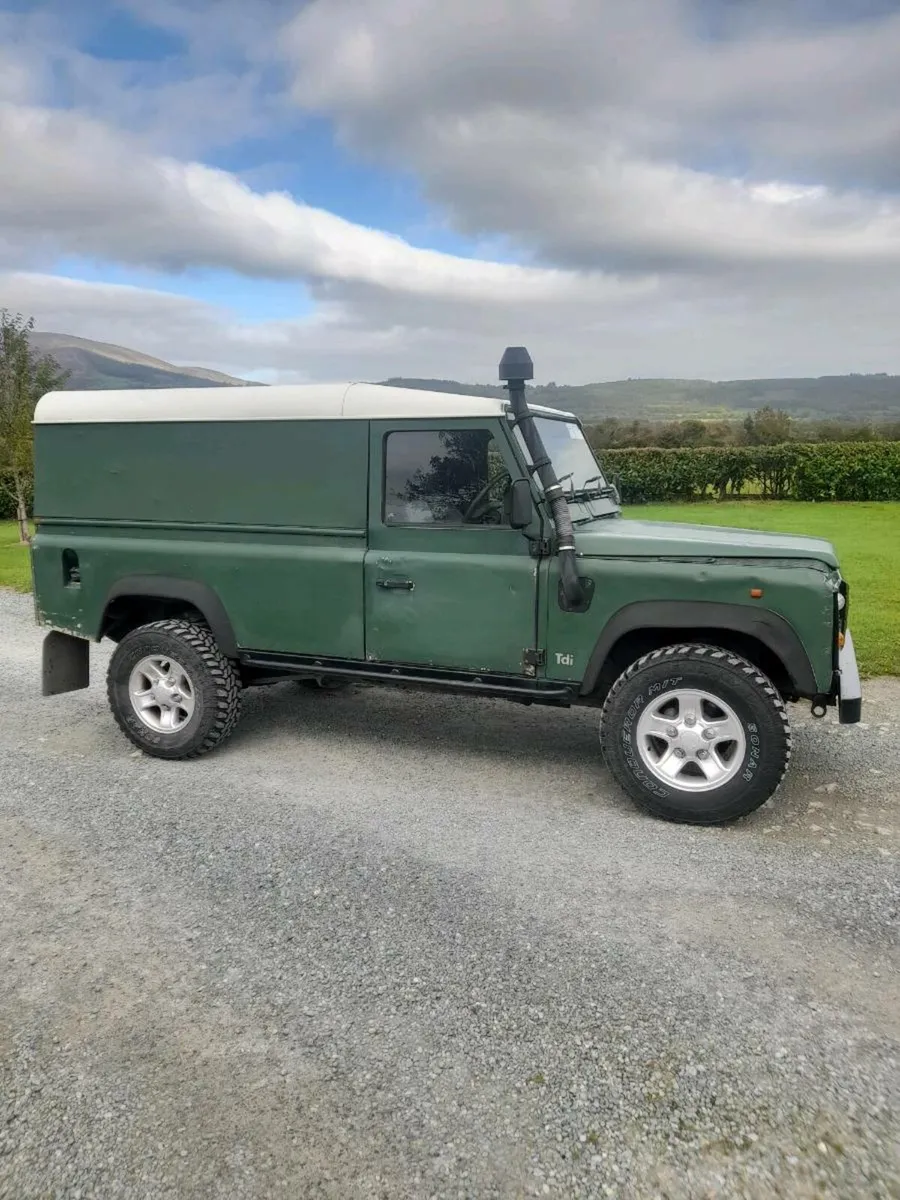 Landrover Defender this 110 - Image 1