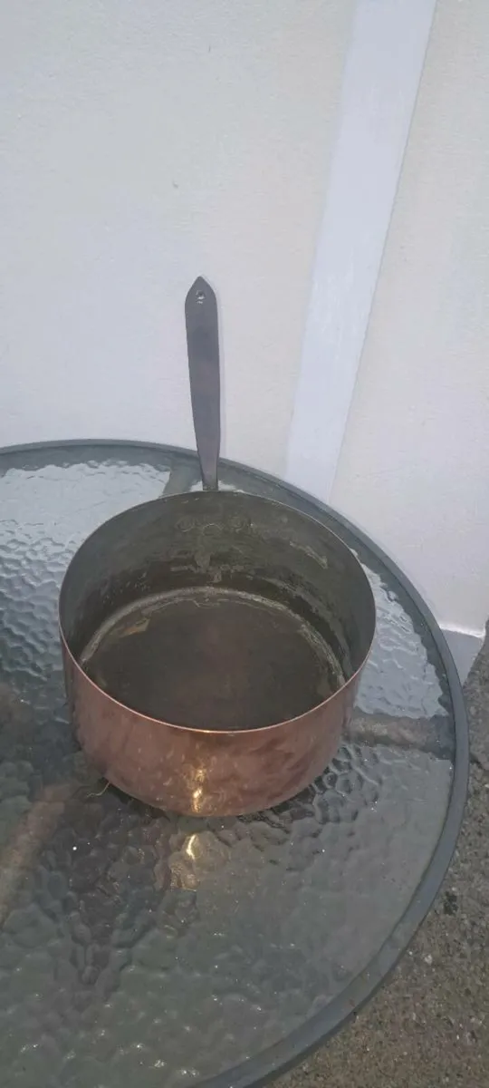 Old brass  cooking  saucepan - Image 3