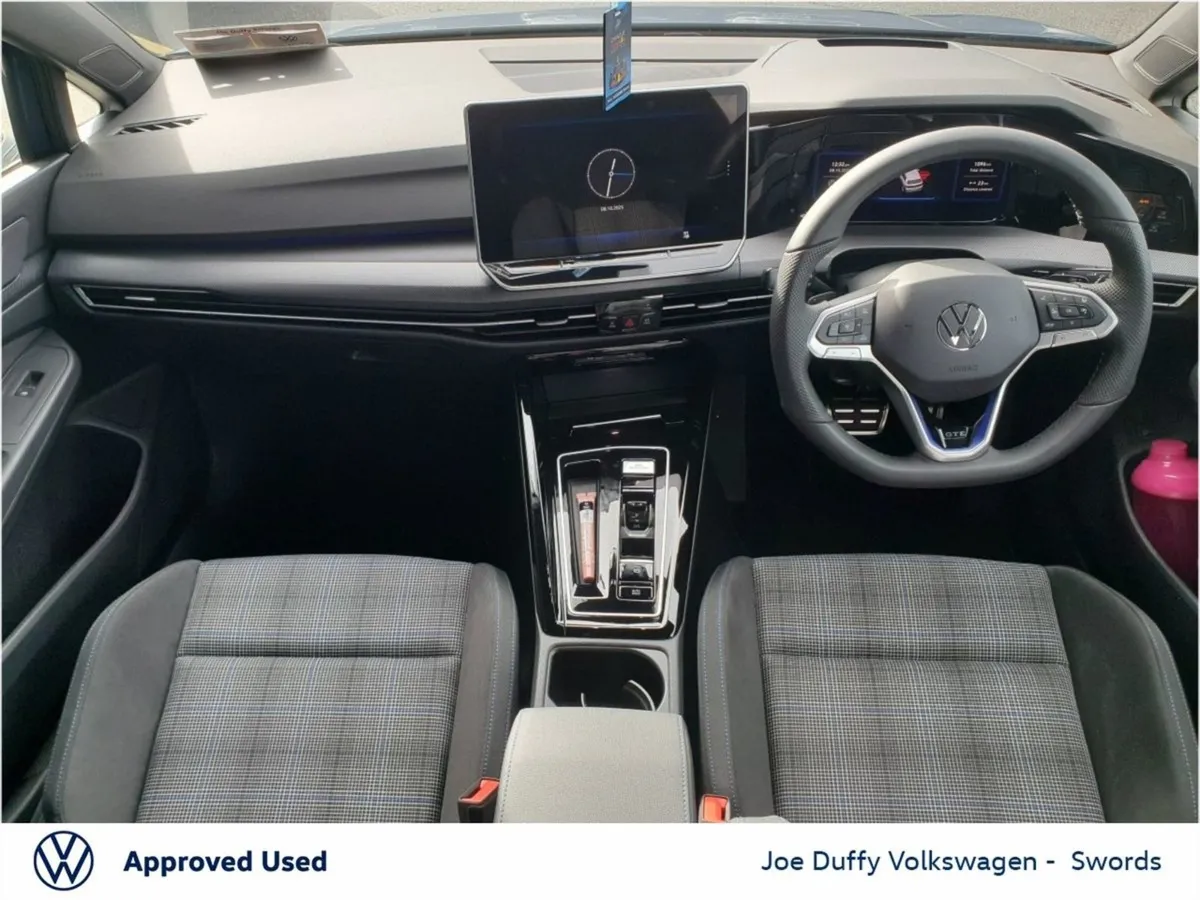 Volkswagen Golf Golf GTE 1.5 TSI Phev 177HP - Image 3