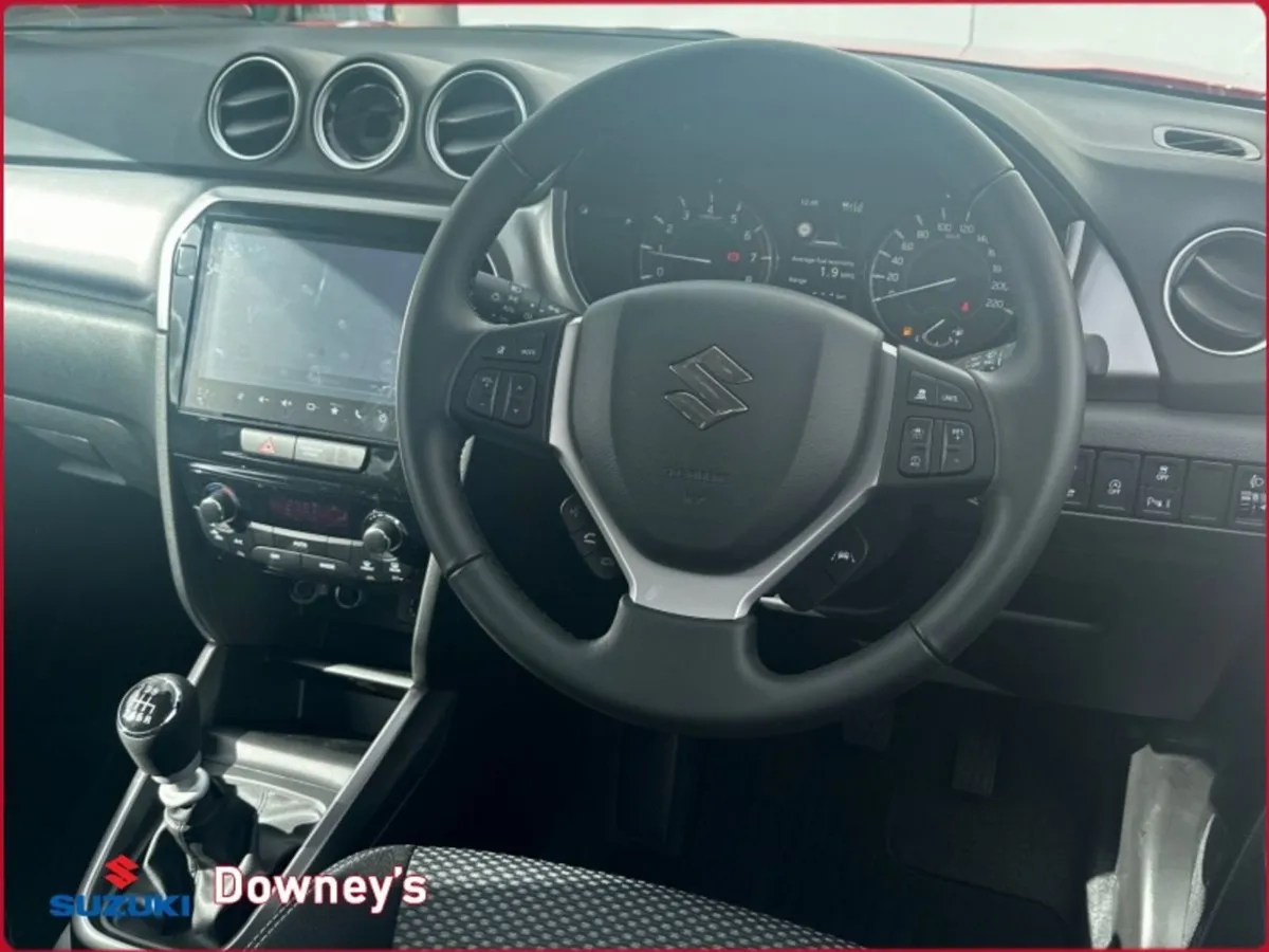 Suzuki Vitara 1.4 Petrol Motion Mild Hybrid. - Image 3