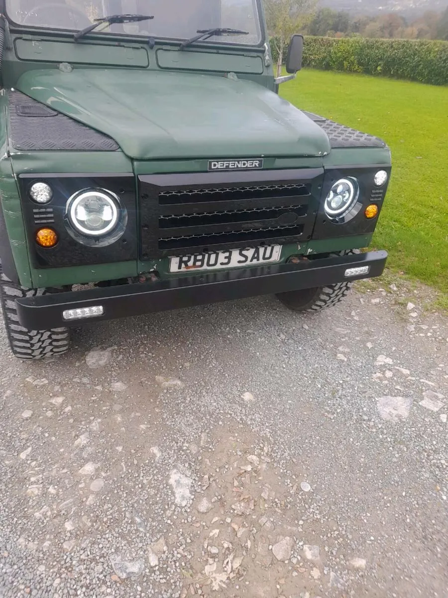 Landrover Defender this 110 - Image 2